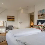 Haus Duenenwall, App 1